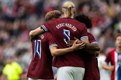 "ضربة هالاند" تقود النرويج للفوز على فنلندا وديا